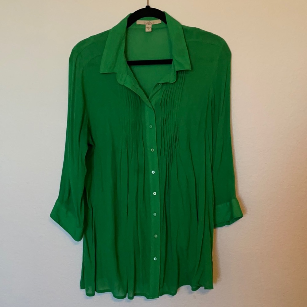 🌲 Green Sheer Blouse 🌲